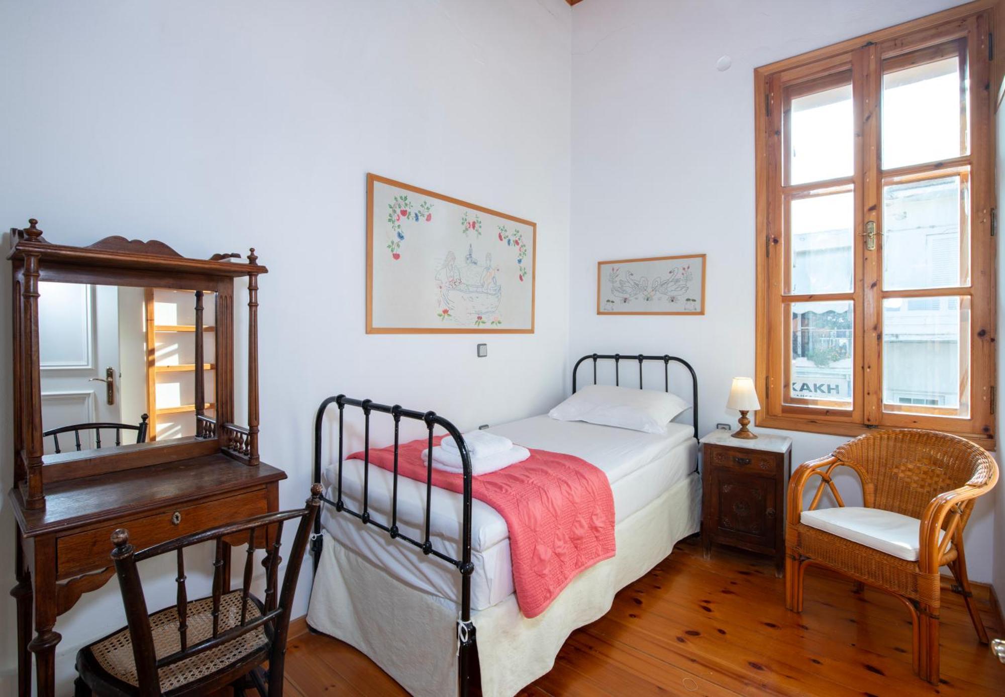 Ismini Apartments カリヴェス エクステリア 写真